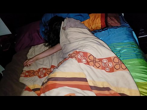 ❤️ Stiefzoon die zijn jonge stiefmoeder berispt terwijl ze slaapt. ️ Fuck video at nl.loanworld.top ☑